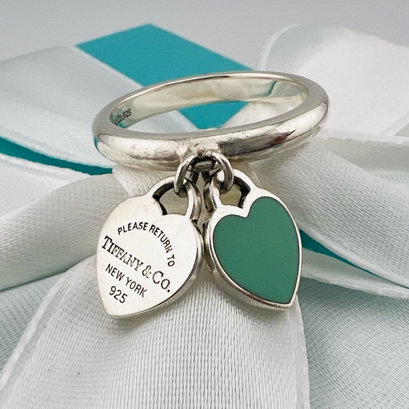 Return To Tiffany Blue Enamel Hearts Ring - Picture 1 of 6
